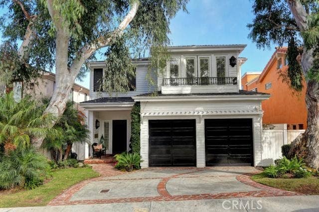 Property photo for 1812 Palm Avenue, Manhattan Beach, CA