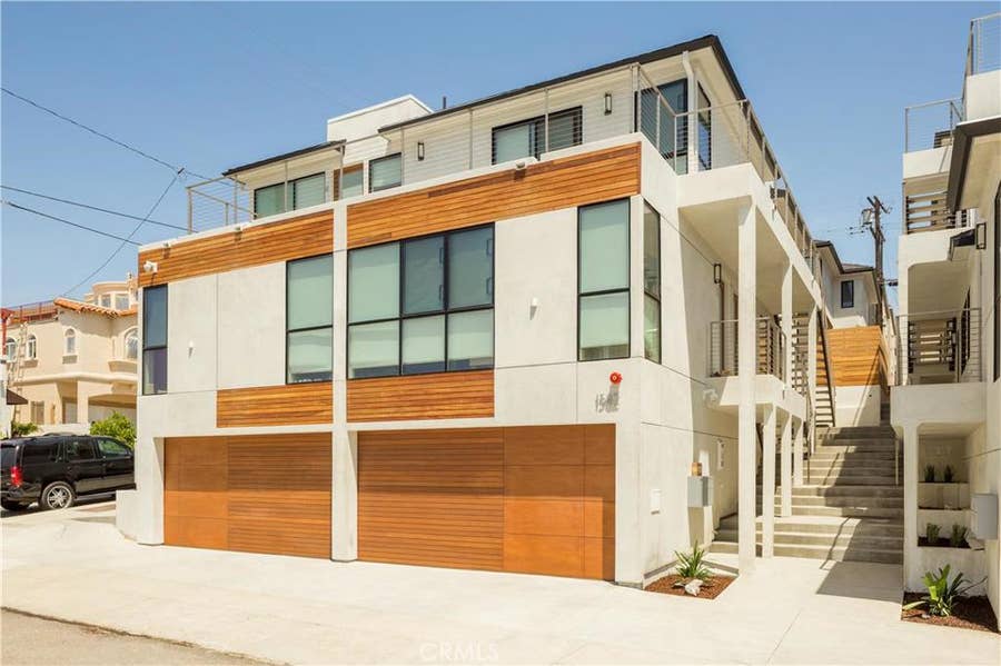 Property photo for 1542 Manhattan Avenue, Hermosa Beach, CA
