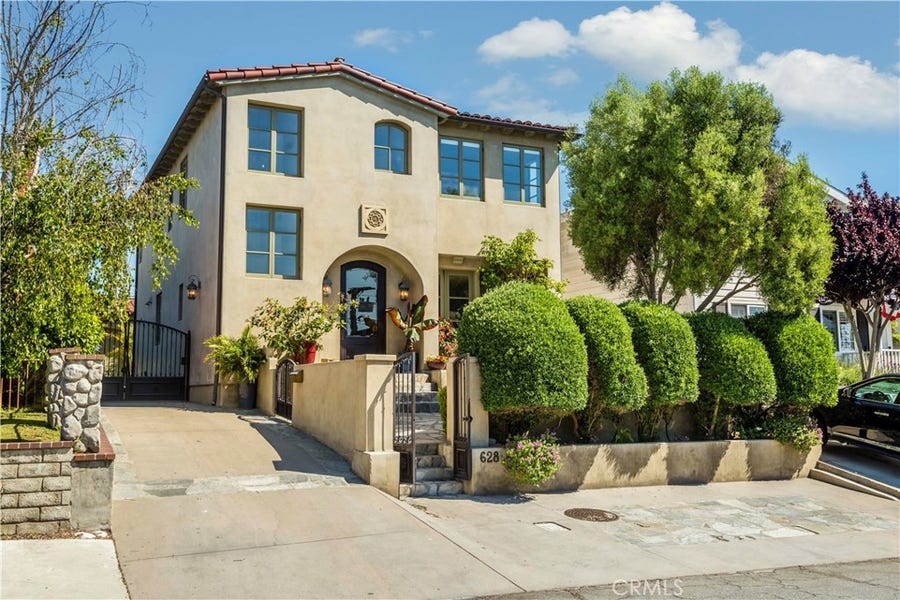 Property photo for 628 Marine Avenue, Manhattan Beach, CA
