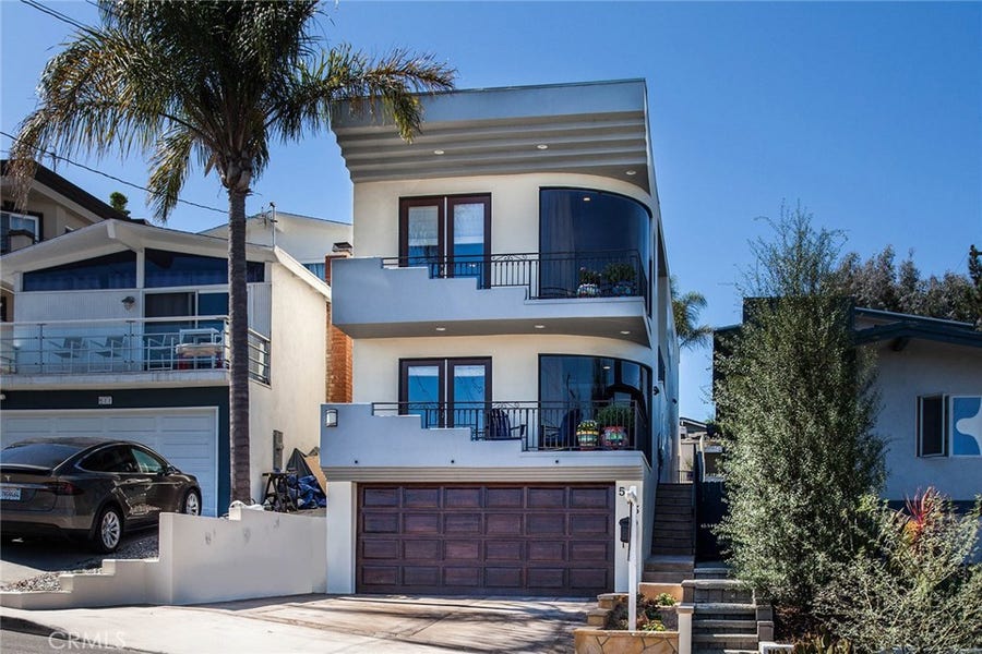 Property photo for 513 N Dianthus Street, Manhattan Beach, CA