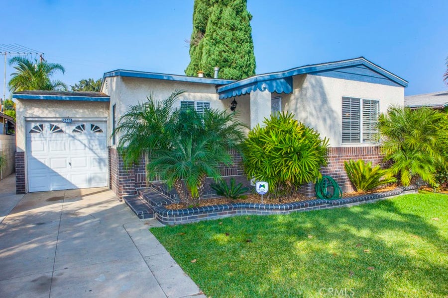 Property photo for 2661 Caspian Avenue, Long Beach, CA