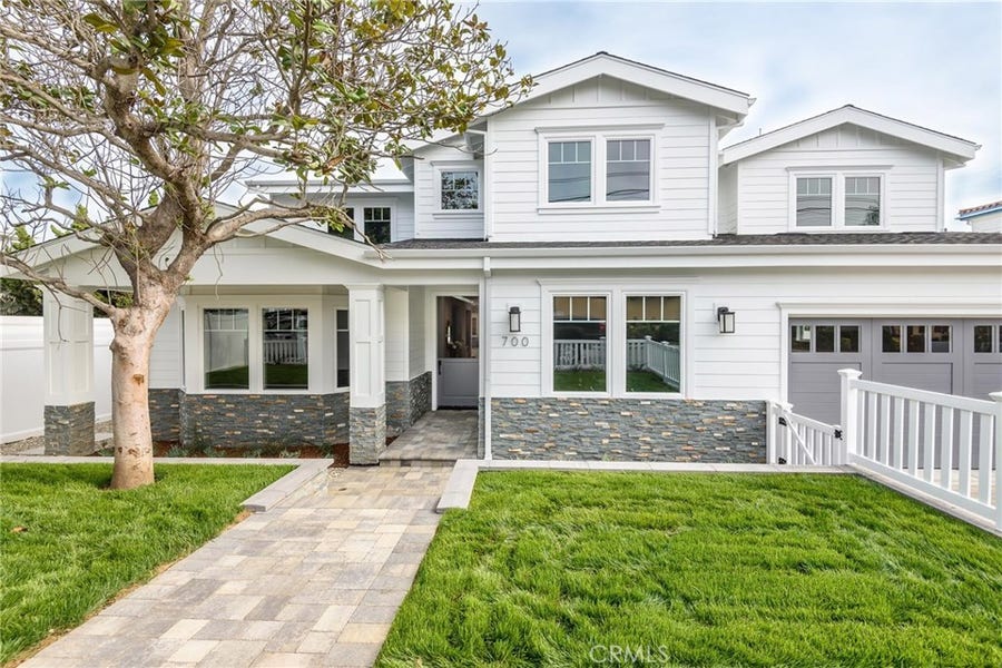 Property photo for 700 N Redondo Avenue, Manhattan Beach, CA