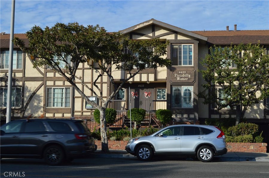 Property photo for 4633 Marine Avenue, #102, Lawndale, CA
