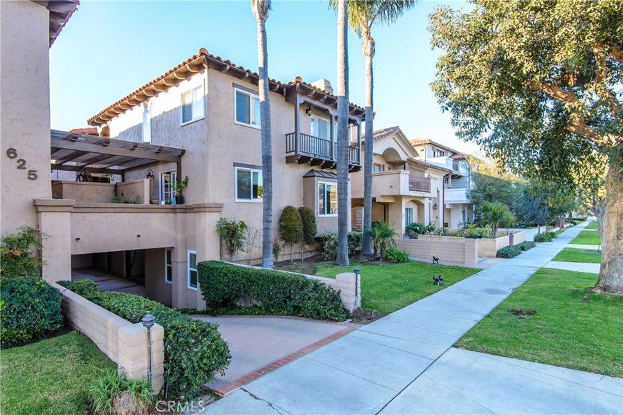 Property photo for 625 S BROADWAY, #6, Redondo Beach, CA