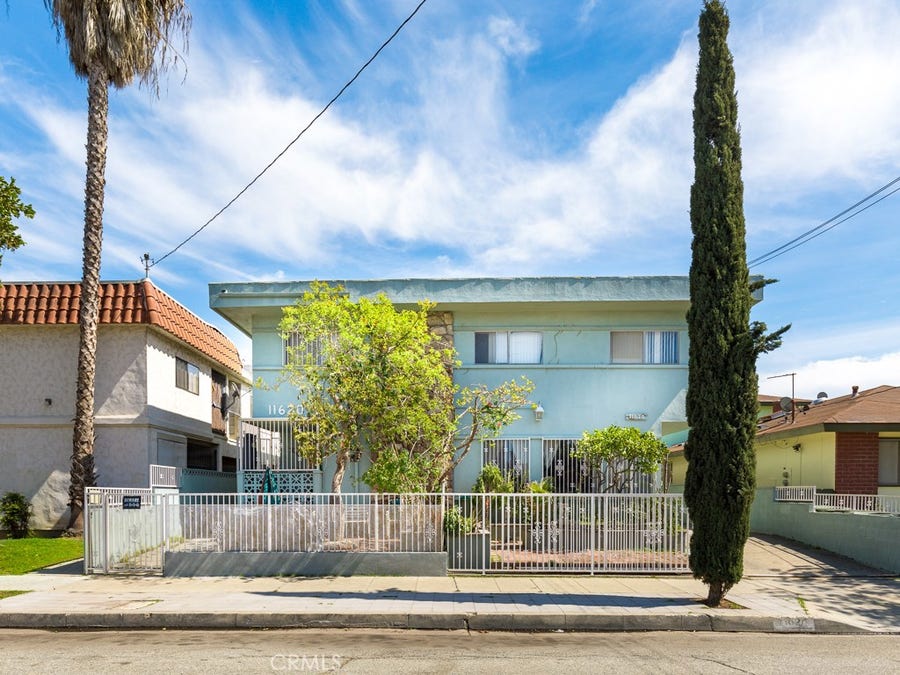Property photo for 11620 Oxford Avenue, Hawthorne, CA