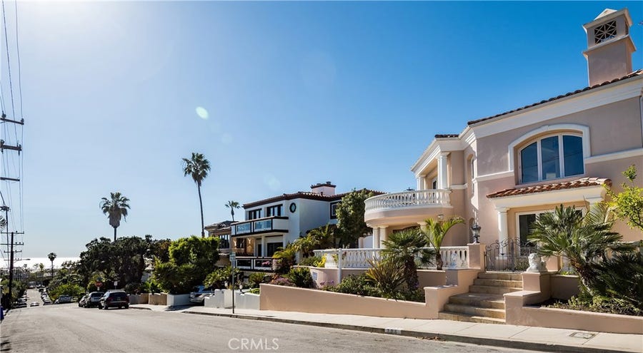 Property photo for 725 11th Street, Manhattan Beach, CA