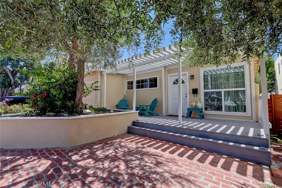 Property photo for 1309 Oak Avenue, Manhattan Beach, CA