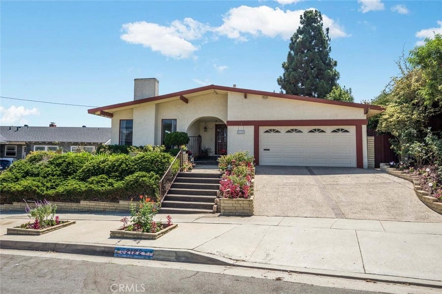 Property photo for 2122 W Gaucho Drive, Rancho Palos Verdes, CA