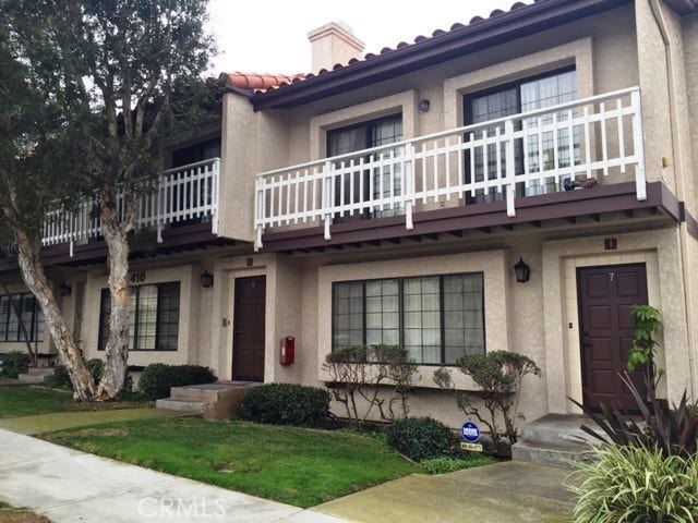 Property photo for 416 Avenue G, #6, Redondo Beach, CA