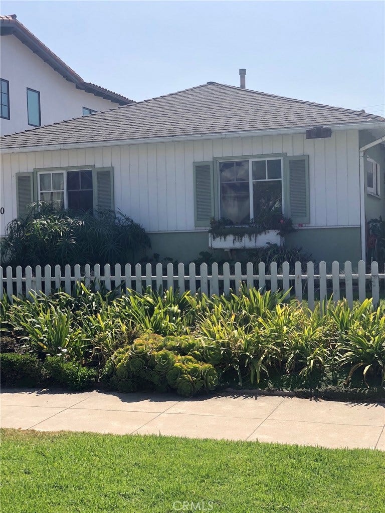 Property photo for 210 Avenue E, Redondo Beach, CA