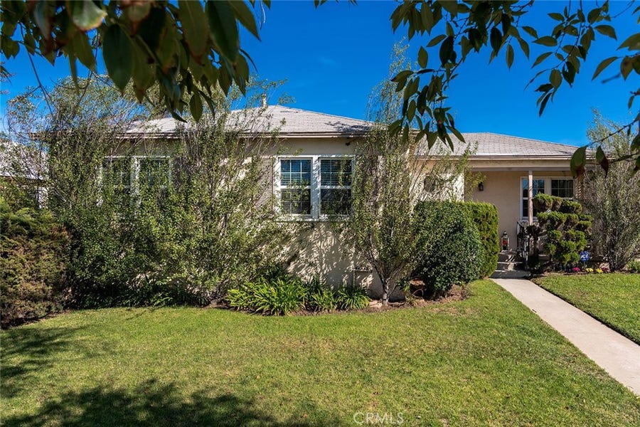 Property photo for 1150 Manzanita Lane, Manhattan Beach, CA