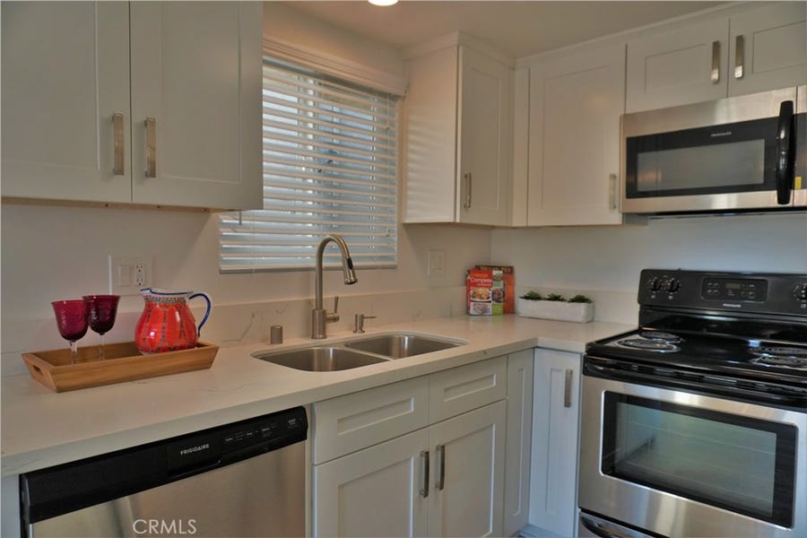 Property photo for 119 S Lucia Avenue, #4, Redondo Beach, CA
