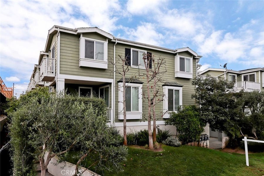 Property photo for 1208 Tennyson Street, #3, Manhattan Beach, CA