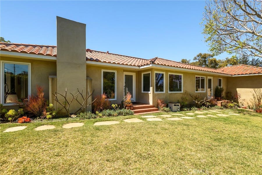 Property photo for 264 Paseo De Gracia, Torrance, CA