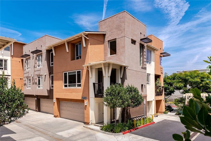 Property photo for 5403 W 149th Place, #15, Hawthorne, CA