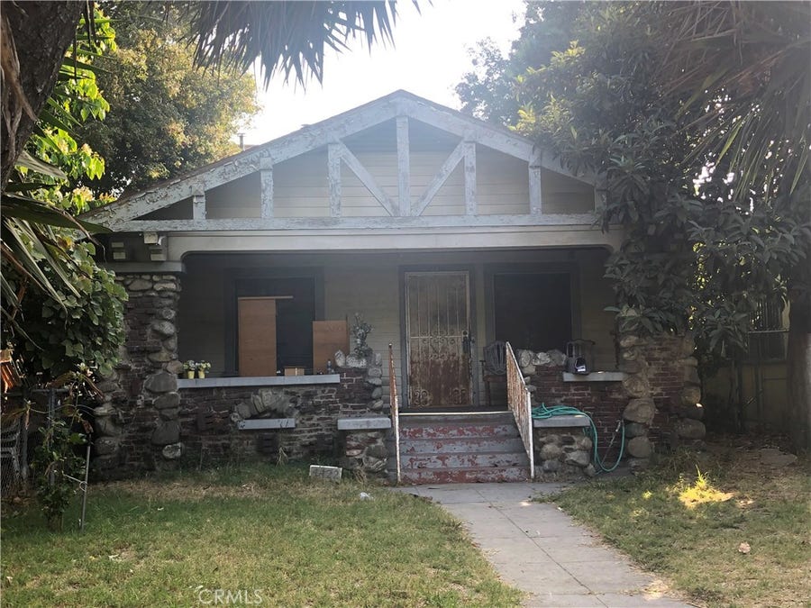 Property photo for 4422 S Wilton Ave, Los Angeles, CA