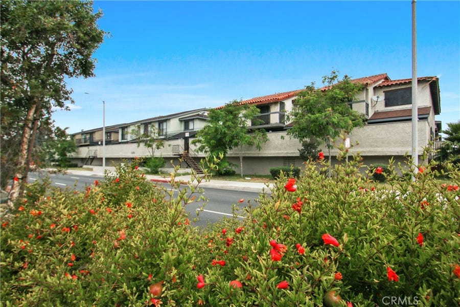 Property photo for 1239 W Rosecrans, #28, Gardena, CA