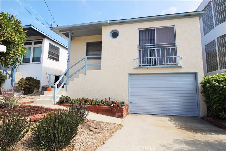 Property photo for 1942 SPRINGFIELD AVENUE, Hermosa Beach, CA