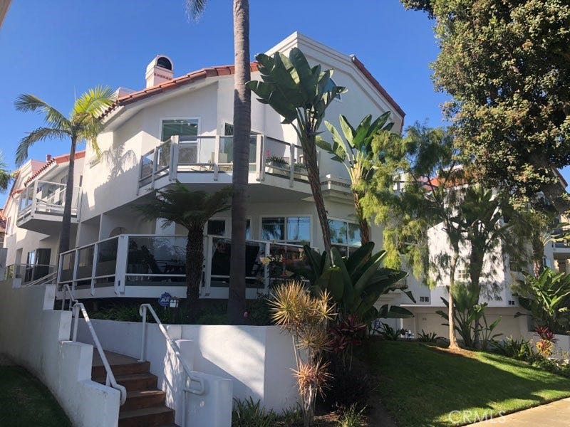 Property photo for 727 S Broadway, #E, Redondo Beach, CA
