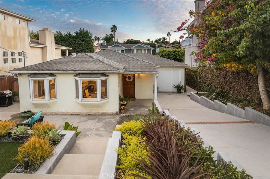 Property photo for 1544 2nd Street, Manhattan Beach, CA