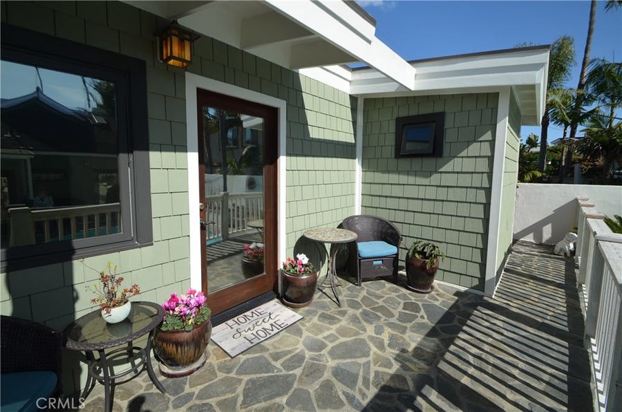 Property photo for 609 Knob Hill Avenue, Redondo Beach, CA