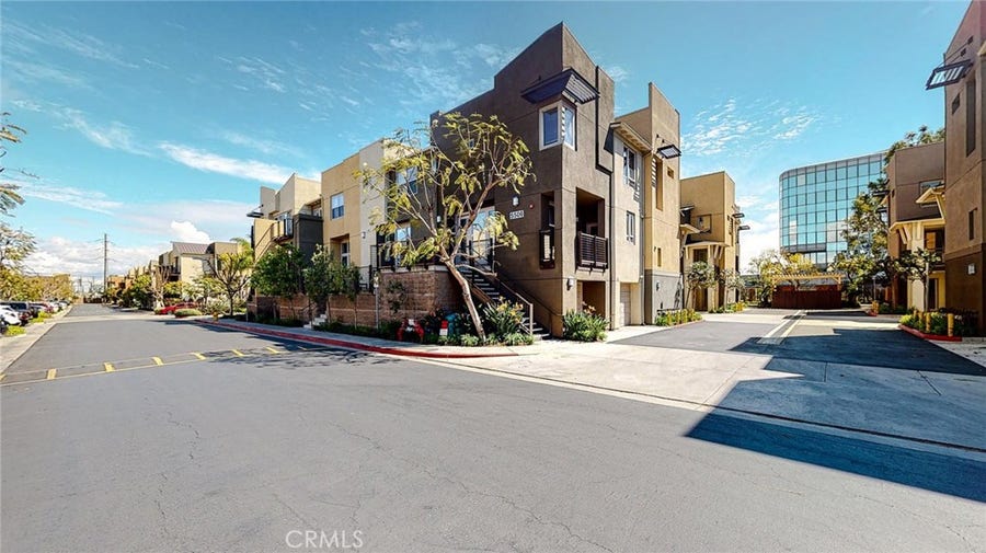 Property photo for 5506 W 149th Place, #9, Hawthorne, CA