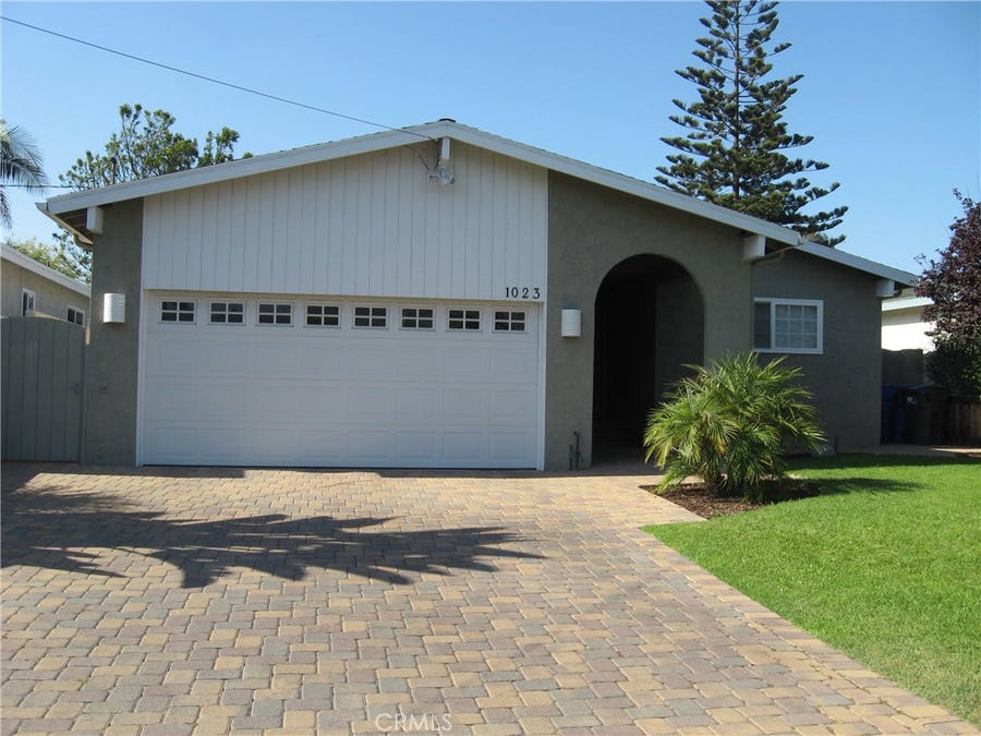 Property photo for 1023 8th Street, Manhattan Beach, CA