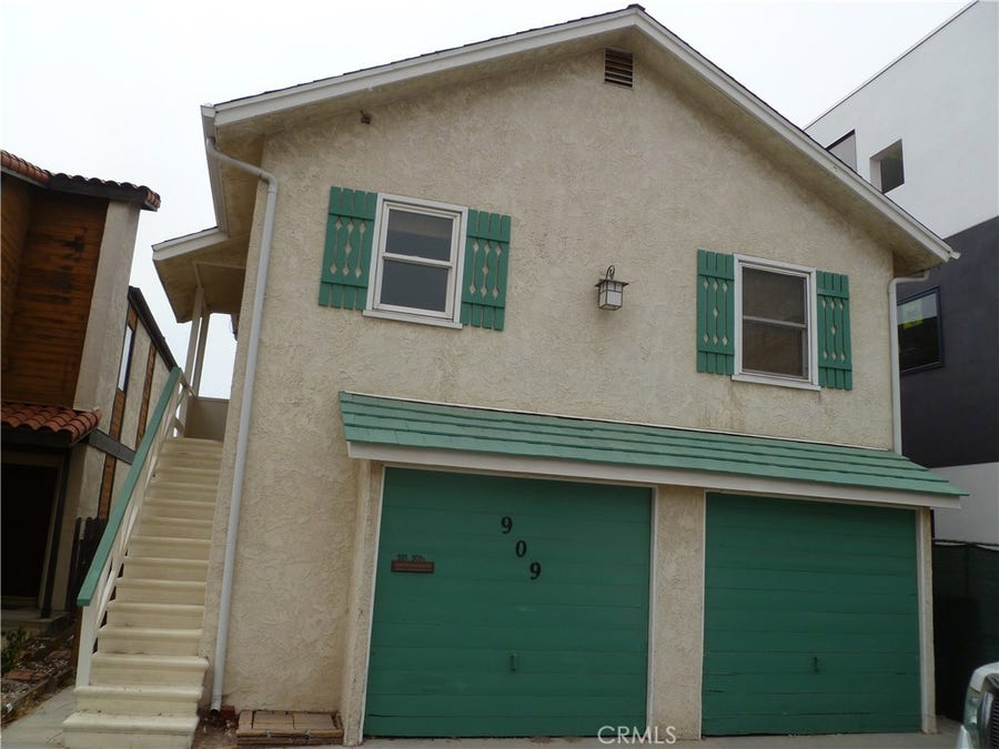 Property photo for 909 Loma Drive, Hermosa Beach, CA