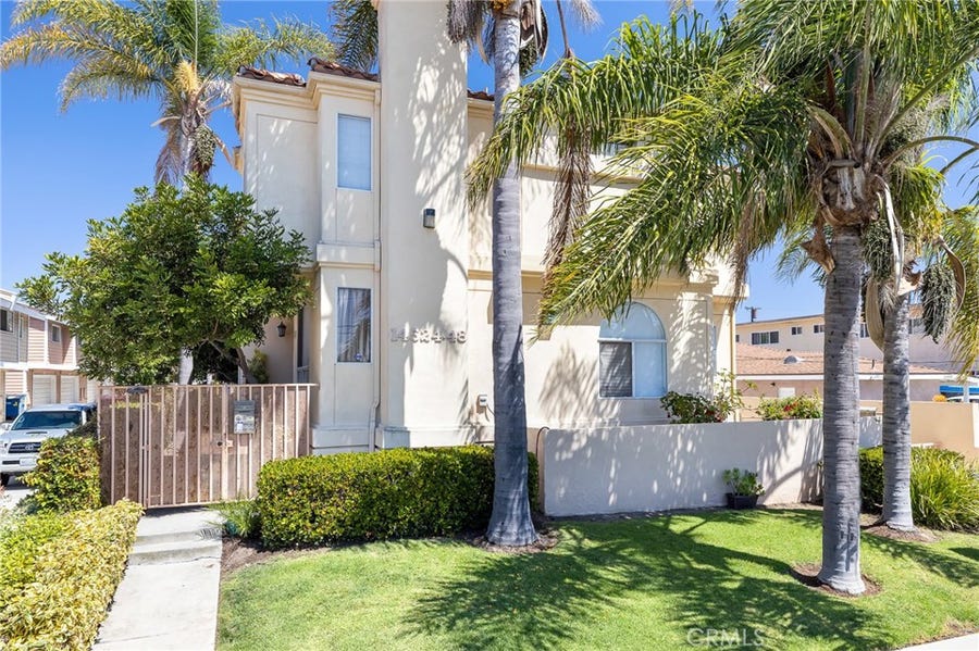 Property photo for 14532 Yukon Avenue, #4, Hawthorne, CA
