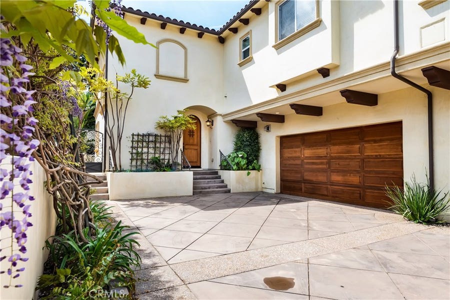 Property photo for 1130 10th Street, #B, Manhattan Beach, CA
