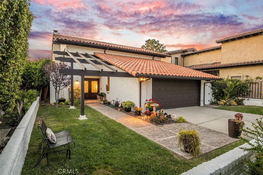 Property photo for 425 Avenida Mirola, Palos Verdes Estates, CA