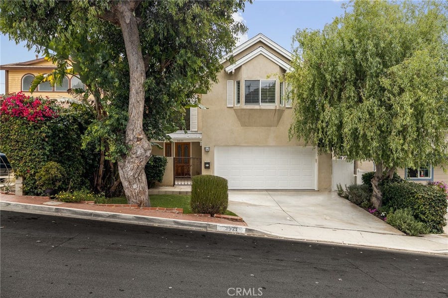 Property photo for 3521 Palm Avenue, Manhattan Beach, CA