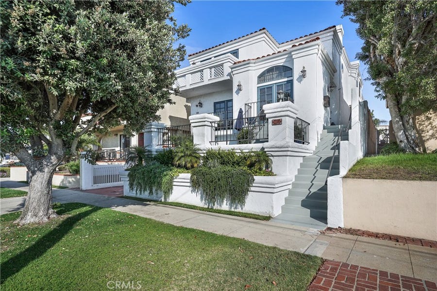 Property photo for 520 S Guadalupe Avenue, #C, Redondo Beach, CA