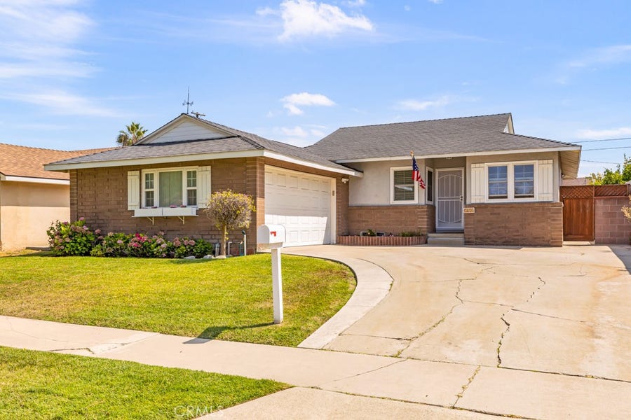 Property photo for 14916 Kornblum Avenue, Hawthorne, CA