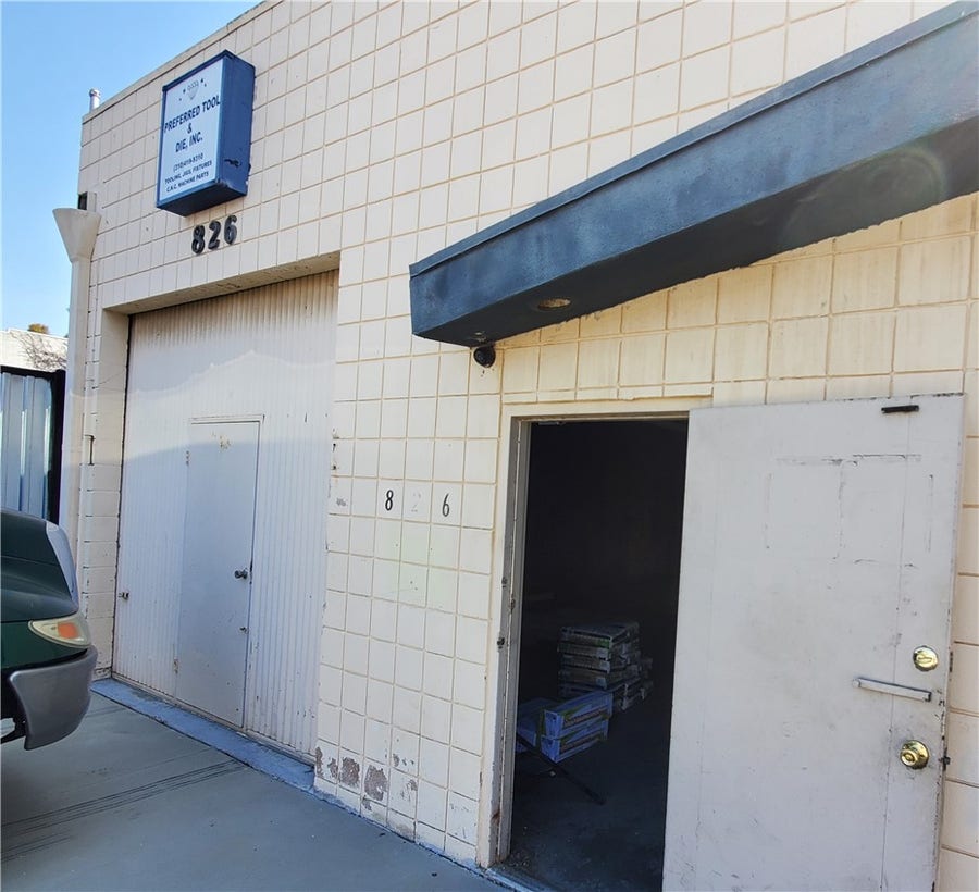 Property photo for 826 W Hyde Park Boulevard, Inglewood, CA