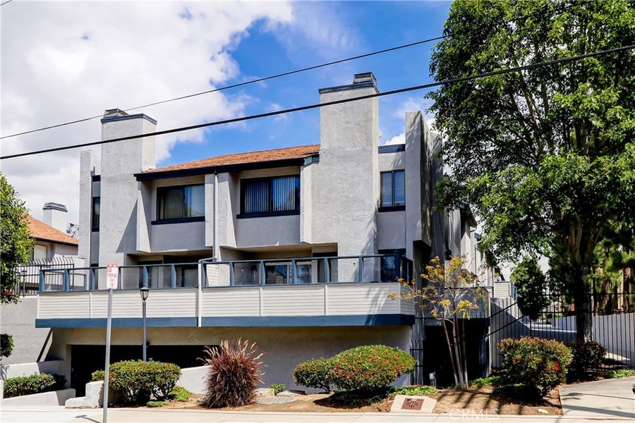 Property photo for 803 E Victoria Street, #135, Carson, CA