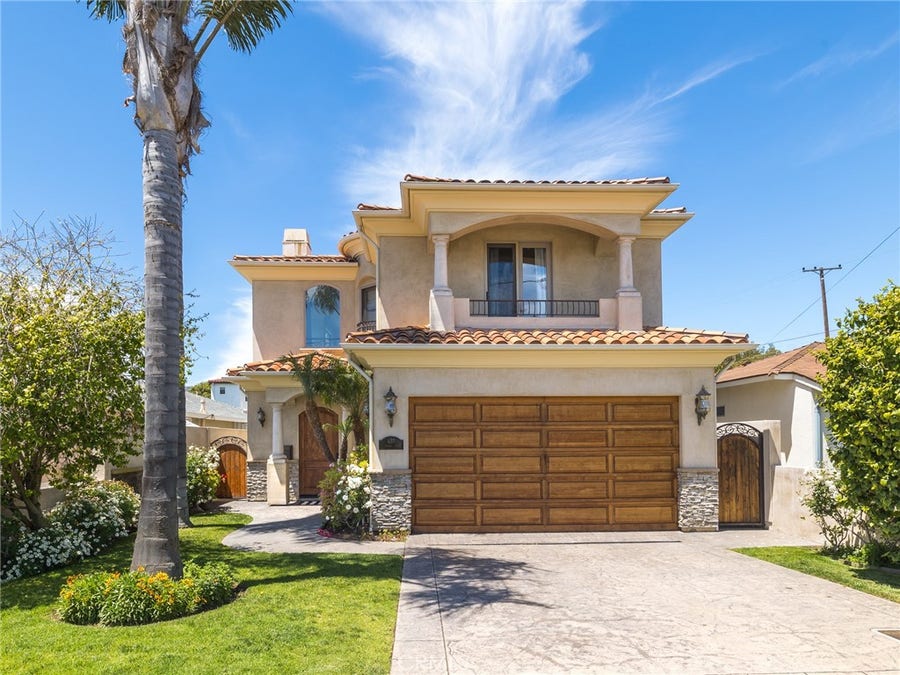 Property photo for 437 Kansas Street, El Segundo, CA