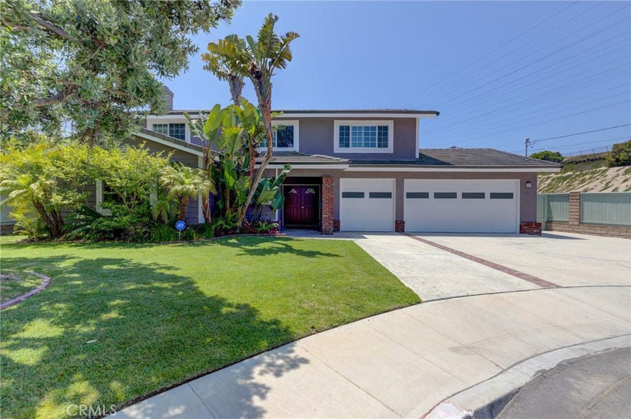 Property photo for 720 W Oak Avenue, El Segundo, CA
