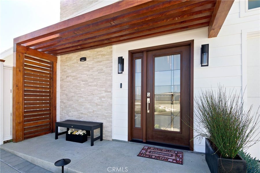 Property photo for 4111 Sea Horse Lane, Rancho Palos Verdes, CA