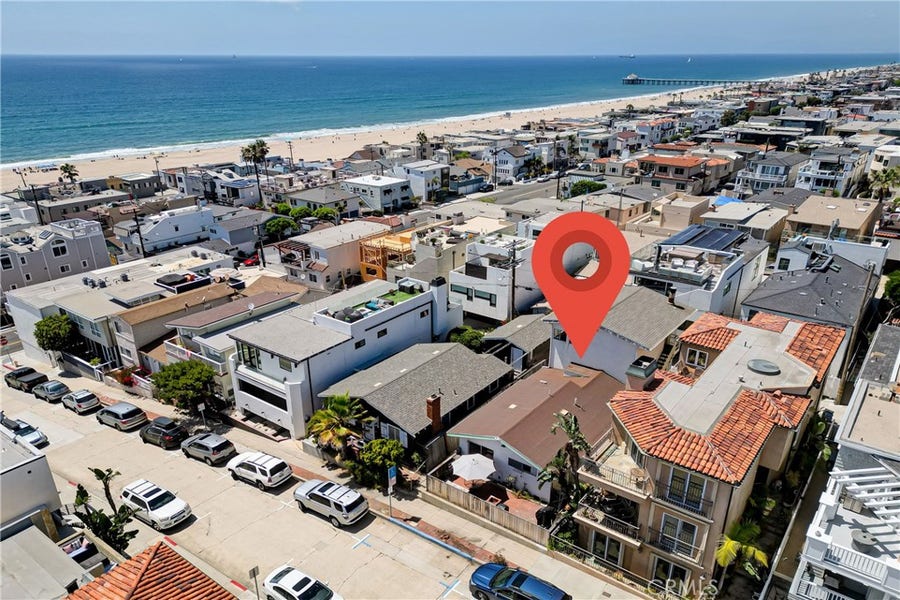 Property photo for 241 33rd Street, Hermosa Beach, CA