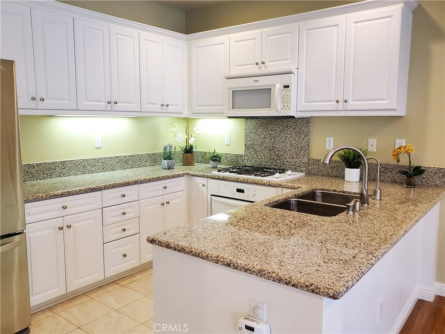 Property photo for 1800 Oak Street, #304, Torrance, CA