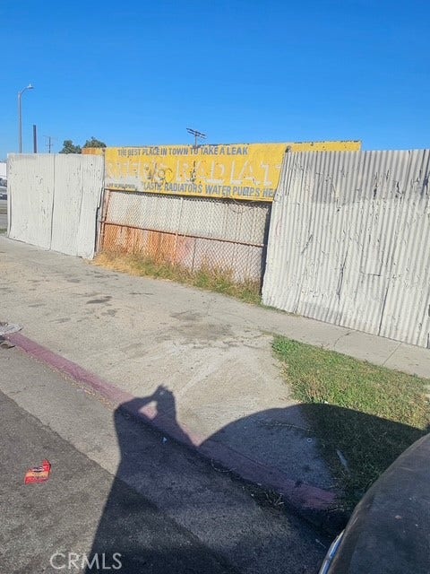 Property photo for 10300 S Main, Los Angeles, CA