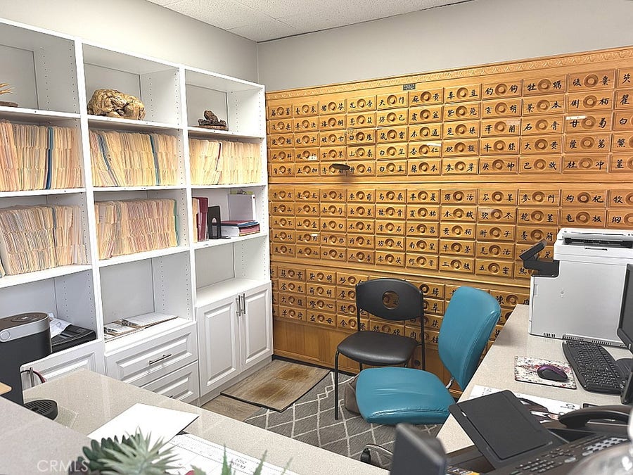 Property photo for 2716 W Olympic Boulevard, Los Angeles, CA