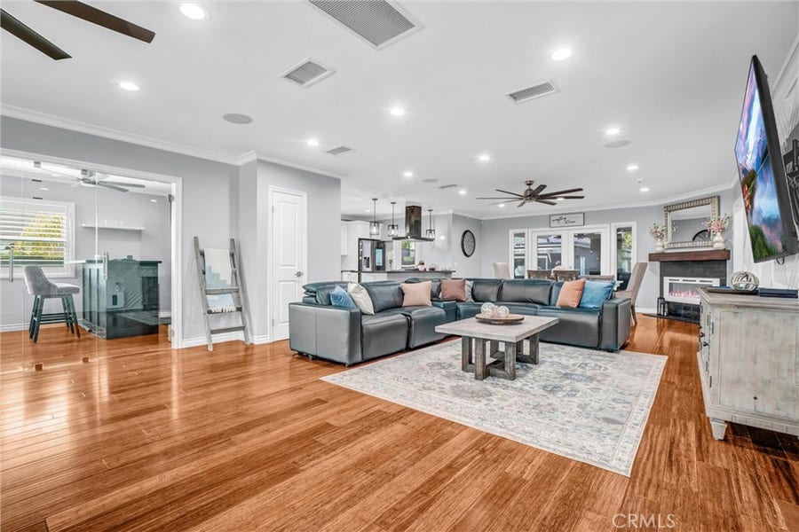 Property photo for 4601 Pepperwood, Long Beach, CA