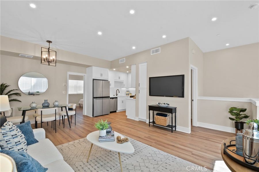 Property photo for 18082 Prairie Avenue, #102, Torrance, CA
