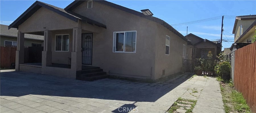 Property photo for 700 W 77th, Los Angeles, CA