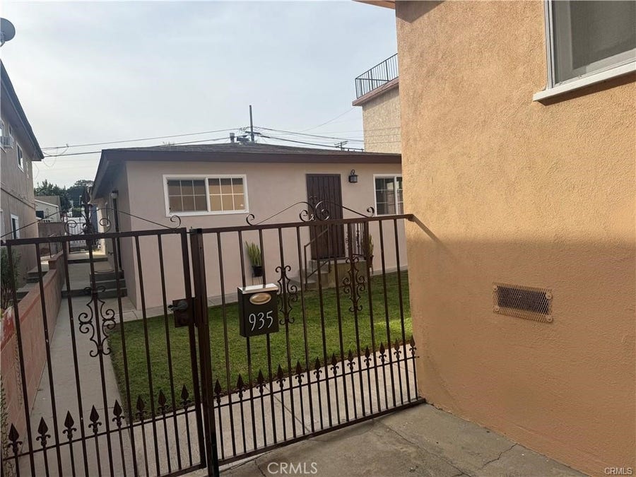 Property photo for 935 W 17th, San Pedro, CA