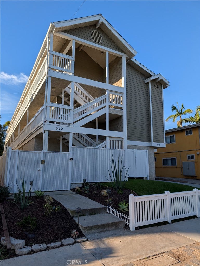 Property photo for 642 W Imperial, El Segundo, CA