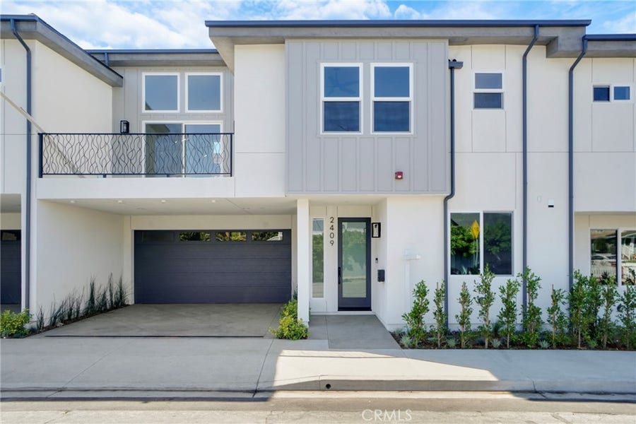 Property photo for 2409 Perkins Ln, Redondo Beach, CA