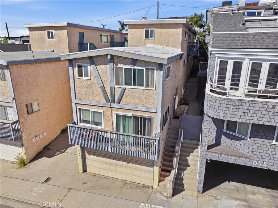 Property photo for 637 Manhattan Beach Boulevard, Manhattan Beach, CA